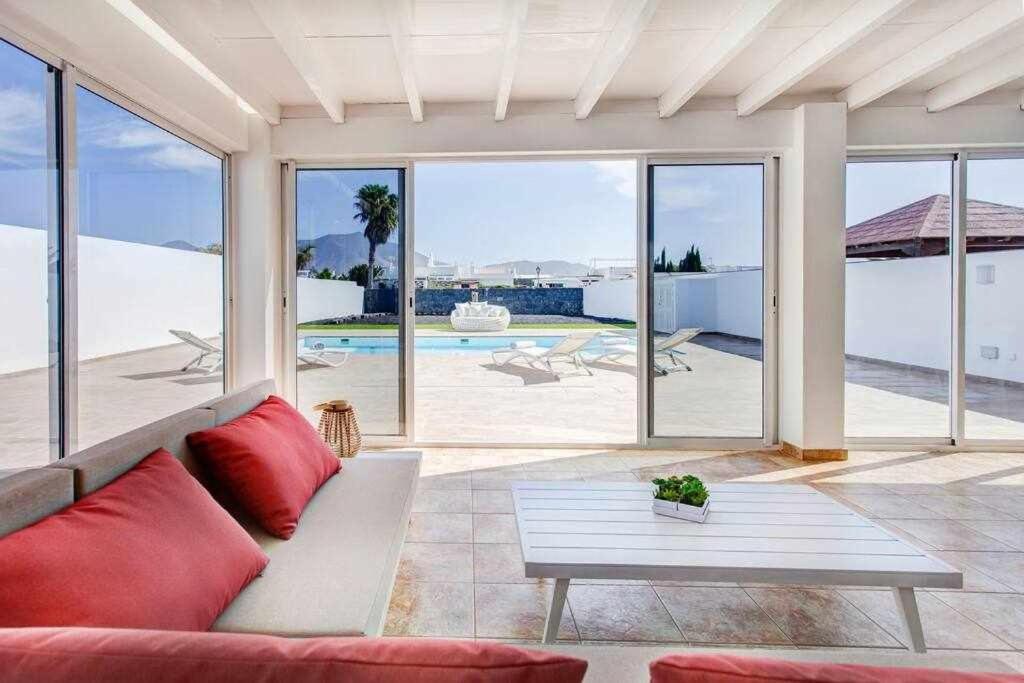 Homu Bianca Fantastica Villa Con Piscina Privad Playa Blanca  Exterior foto
